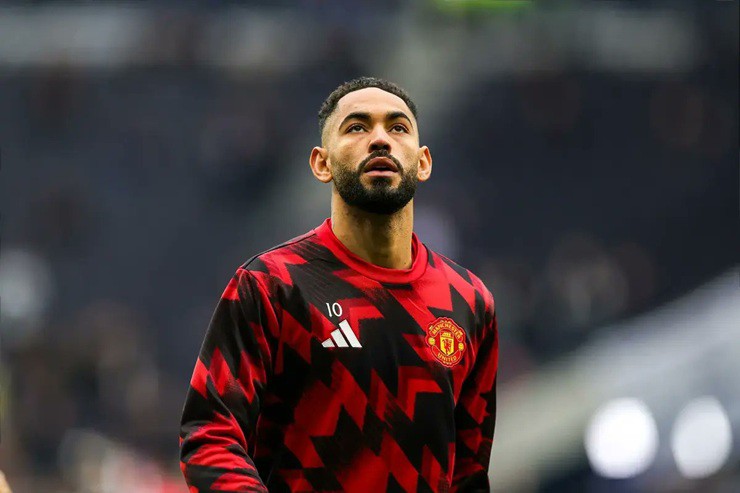 MU đón tin dữ: Cunha chấn thương, HLV Amorim đau đầu hàng công - 1