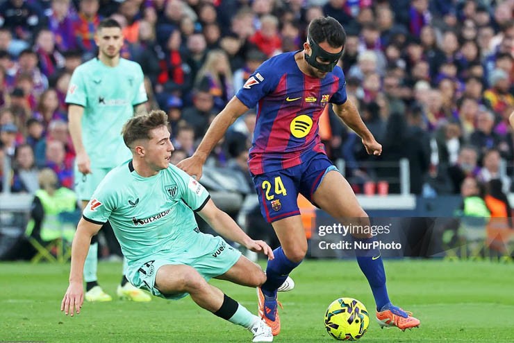 Eric Garcia trở thành máy quét hạng nặng