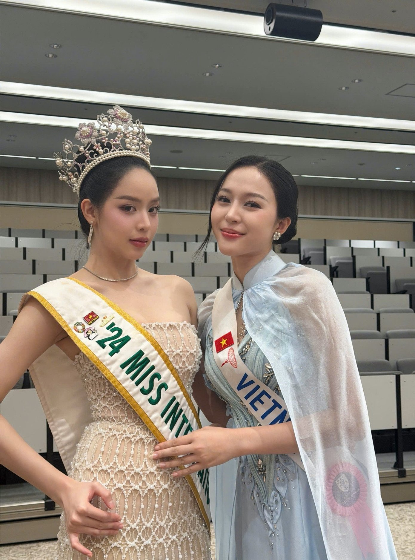 Miss International 2025: Kiều Duy đấu giá vòng ngọc trai cho hoạt động từ thiện - 5