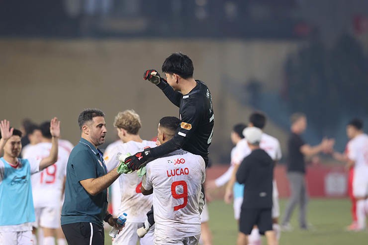 Trực tiếp bóng đá Công an Hà Nội - Thể Công Viettel: Chiến thắng nghẹt thở loạt luân lưu (Hết giờ) - 12