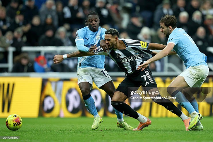 Trực tiếp bóng đá Newcastle - Man City: Nghẹt thở bảo vệ thành quả (Hết giờ) - 13
