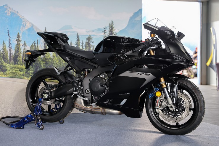 Yamaha R9 2025: Tân binh supersport 3 xy-lanh, cân bằng giữa đường phố và đường đua - 5
