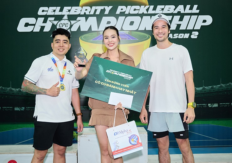 Tuy nhiên dù rất nỗ lực, cô và đồng đội Thảo Nhi chỉ dừng chân tại top 4 chung cuộc. Niềm an ủi cho Ánh Vương khi cô nhận giải thưởng phụ cho VĐV có cú đánh hay nhất giải.