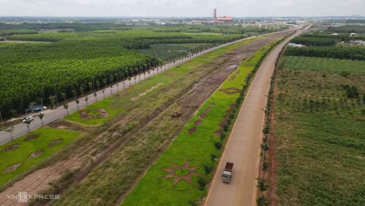 Hai đường kết nối sân bay Long Thành trước thông xe - 1