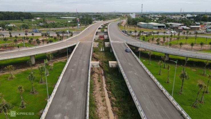 Hai đường kết nối sân bay Long Thành trước thông xe - 8