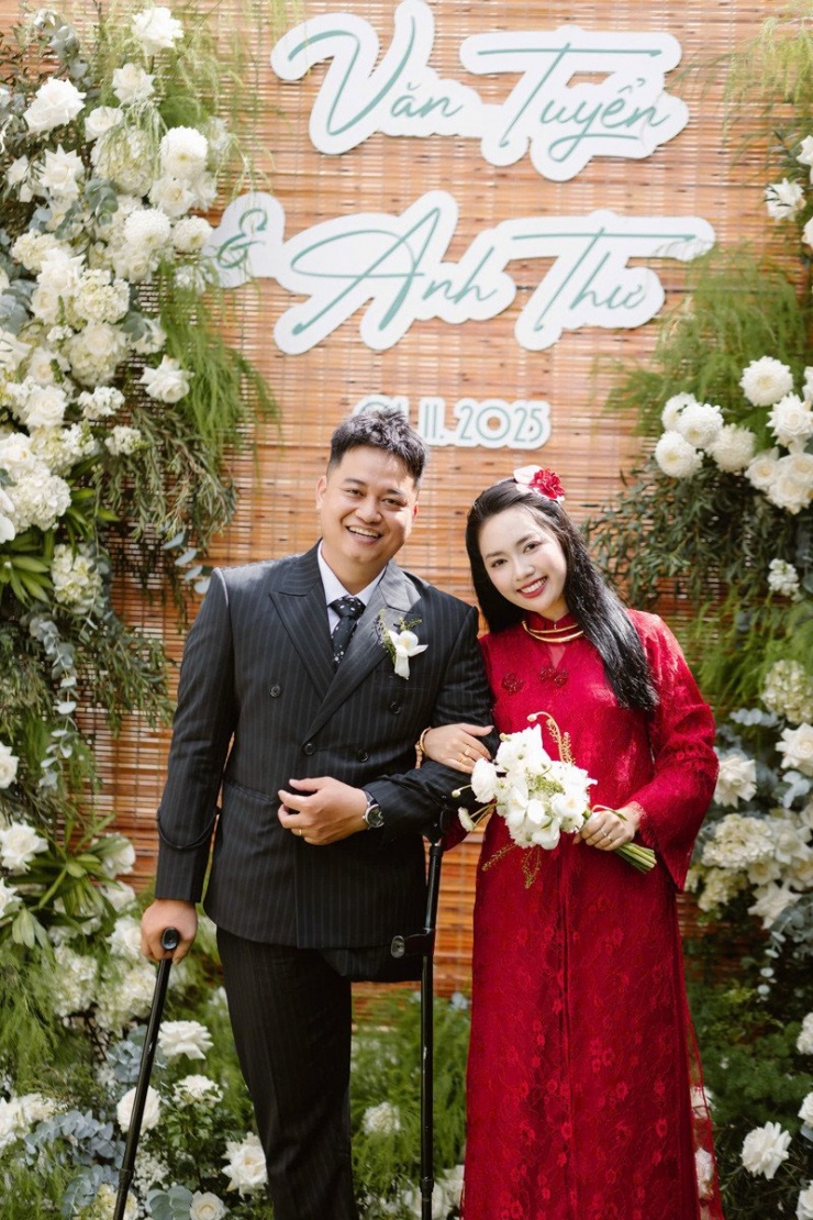 Anh không ngừng nỗ lực để tìm kiếm tương lai và hạnh phúc 