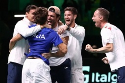 Ý vắng Sinner vẫn thắng đẹp Tây Ban Nha, lịch sử chói lọi khi vô địch Davis Cup