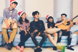 Trẻ vị thành niên nguy cơ nhiễm não mô cầu cao, cha mẹ hãy bảo vệ con đúng cách