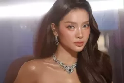 Phương Trinh Jolie “đốt mắt” với làn da nâu và body mẹ 3 con siêu thực