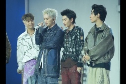 "Lỗ đen" ở vũ trụ "say hi"