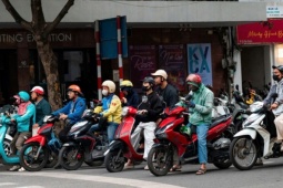 Tin tức trong ngày - Hà Nội muốn cấm xe máy xăng trong vành đai 1 theo khung giờ