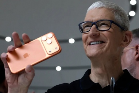 Tim Cook sắp rời ghế CEO sau 14 năm lèo lái Apple: Ai là người thay thế?