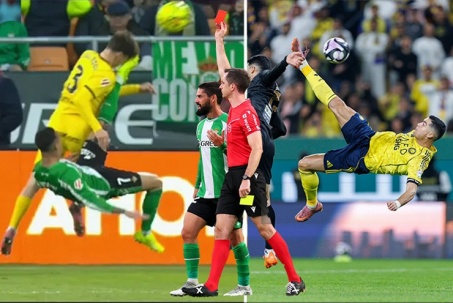 Ronaldo 40 tuổi vẫn "bay lượn như chim", Antony hóa báo thủ vì ham biểu diễn