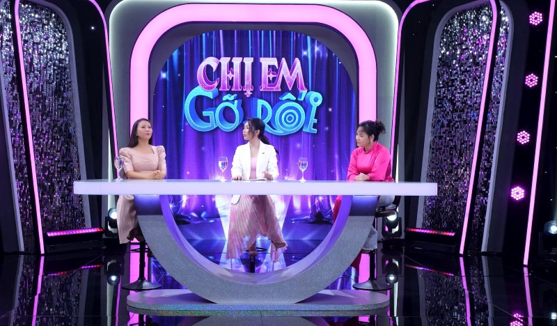 “Chị em gỡ rối” đặt vấn đề con riêng và người thứ ba trong hôn nhân.