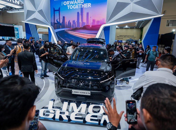 Doanh số bán hàng của VinFast tăng mạnh trong năm 2025