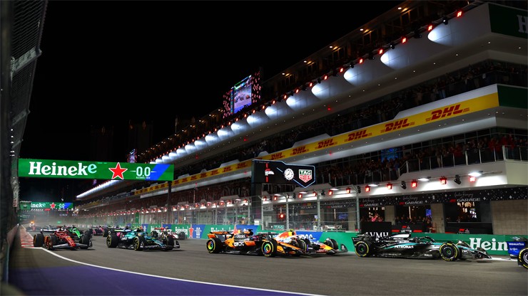  Piastri có va chạm với Lawson trong tình huống khởi đầu cuộc đua