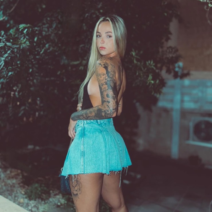 Mỹ nhân bóng chuyền "xăm trổ hổ báo", khiến cánh mày râu vừa sợ vừa mê - 8