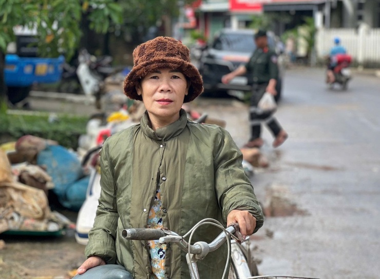 Bà Tuyết chưa hết bàng hoàng khi kể lại đêm nước dâng.