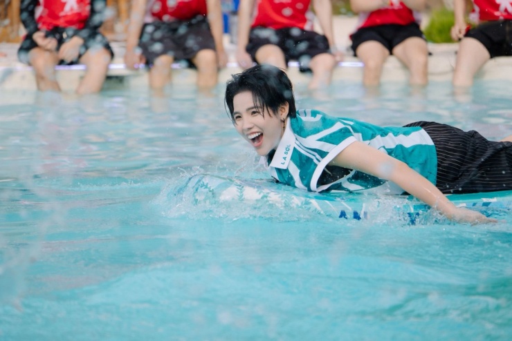 Vũ Cát Tường phá bỏ giới hạn ở 'Anh trai say hi' - 10