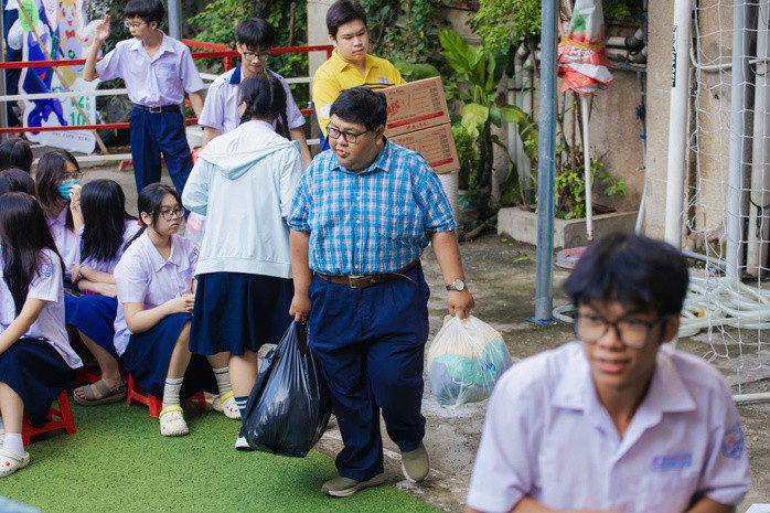 Những tấm lòng gửi đến các bạn học sinh ở miền Trung ruột thịt