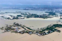 Tin tức trong ngày - Tang thương ở rốn lũ Hòa Thịnh, cảnh báo xả lũ có kịp thời?