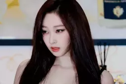 Nhiều nghệ sĩ suy sụp