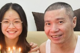 Con gái NSND Công Lý: 'Mẹ giúp tôi không hận bố sau khi hai người ly hôn'