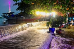 Hồ Dầu Tiếng xả nước liên tục 7 ngày, cảnh báo ngập vùng hạ du sông Sài Gòn