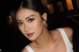 Thời trang - Hoa hậu Phương Linh đối đầu 76 người đẹp tại Việt Nam