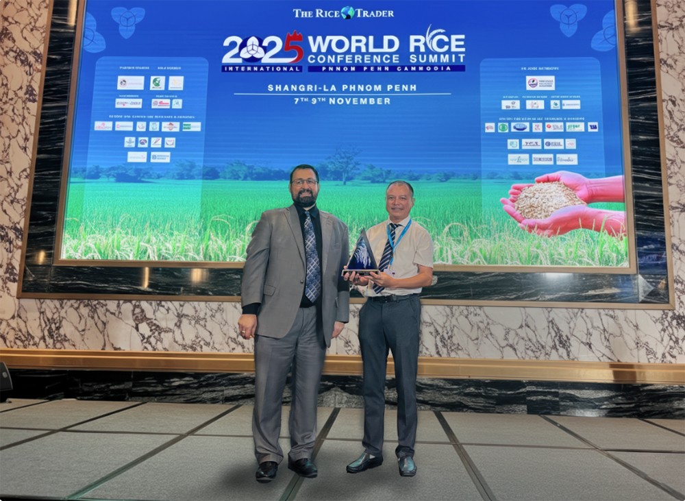 Ông Vũ Ngọc Đỉnh TGĐ tập đoàn TECHPAL nhận giải "Gạo ngon nhất thế giới năm 2025" cho thương hiệu gạo TECHPAL RICE