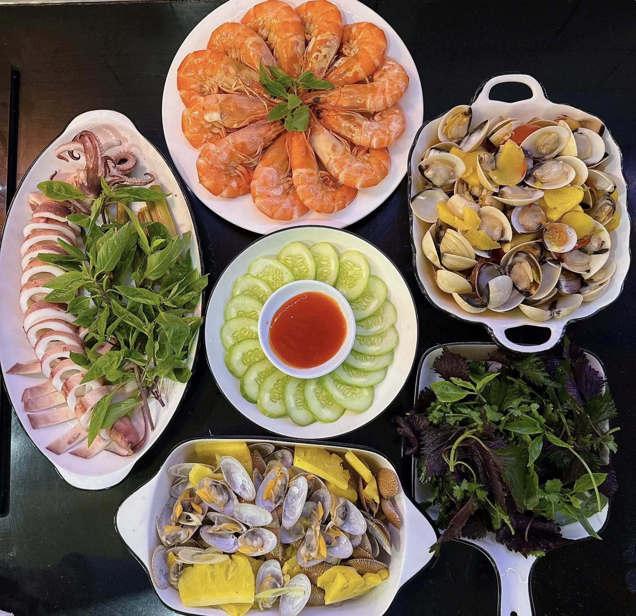 Mực hấp sả - Ngao hấp Thái - Ngao hoa hấp dứa - Tôm hấp - Dưa chuột