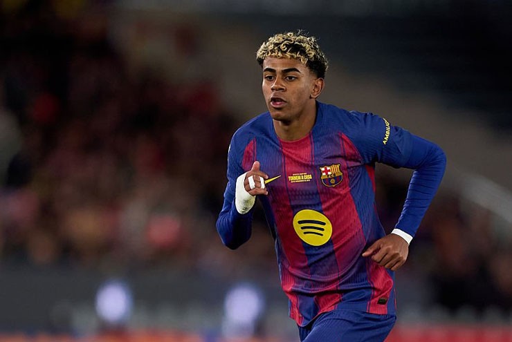 Yamal từng không hài lòng với đội ngũ y tế ở Barcelona