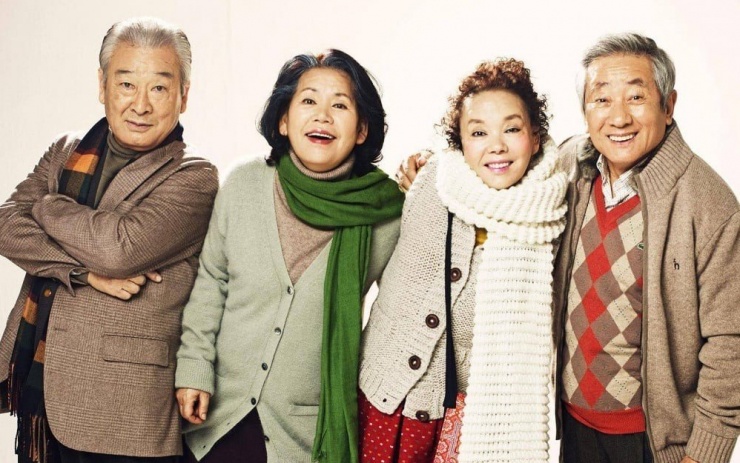 Dàn diễn viên chính của Late Blossom (từ trái qua phải): Lee Soon Jae, Yoon So Jung, Kim Soo Mi và Song Jae Ho.