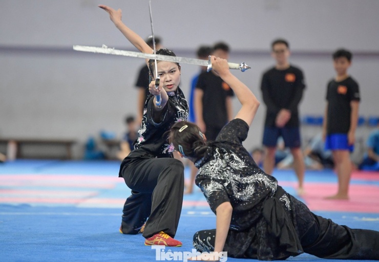 SEA Games 33: Chiêm ngưỡng thần thái đầy mê hoặc của các tuyển thủ wushu Việt Nam - 7