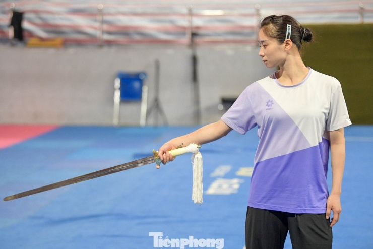 Chia sẻ với phóng viên báo Tiền Phong
, Thúy Vi cho biết cô đang ở trạng thái tốt nhất cả về thể chất lẫn
tinh thần, tự tin cho mục tiêu hoàn thành tốt các nội dung thi
đấu.