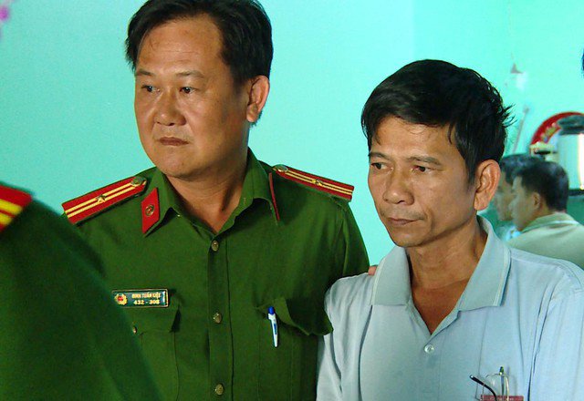 Đối tượng Đỗ Văn Trên bị công an bắt giữ. Ảnh: Thanh Mỹ