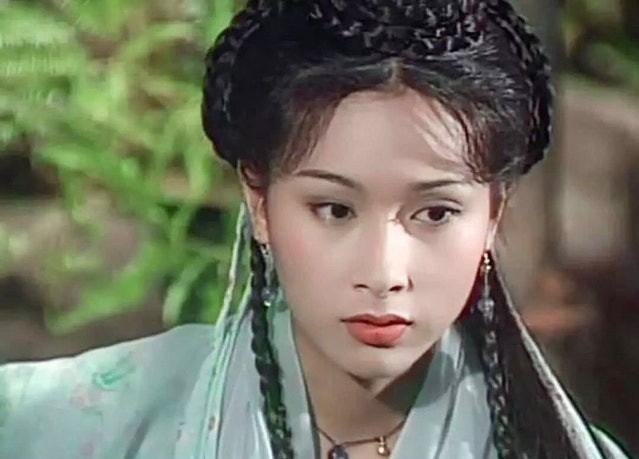 Dương Cung Như đóng vai Mai Giáng Tuyết trong phim 'Tuyết Hoa Thần Kiếm'. Ảnh: HK01