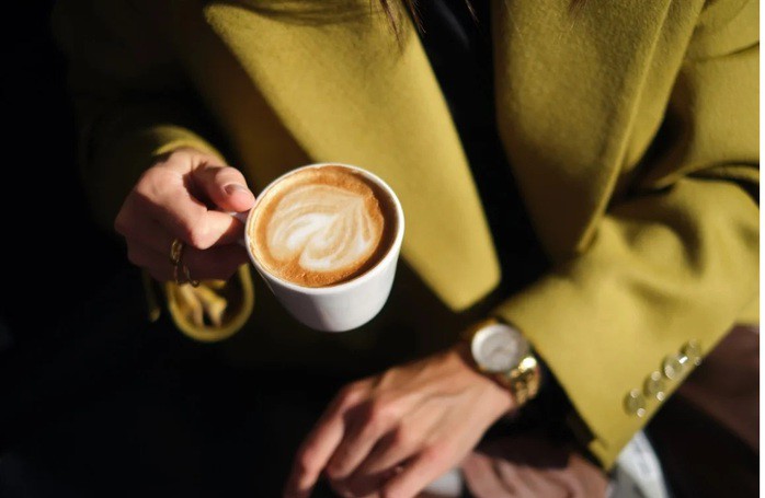 Cà phê có thể là "thần dược" cho hệ thần kinh để chống lại các tác động của lão hóa và cuộc sống căng thẳng - Ảnh minh họa: NEWS MEDICAL