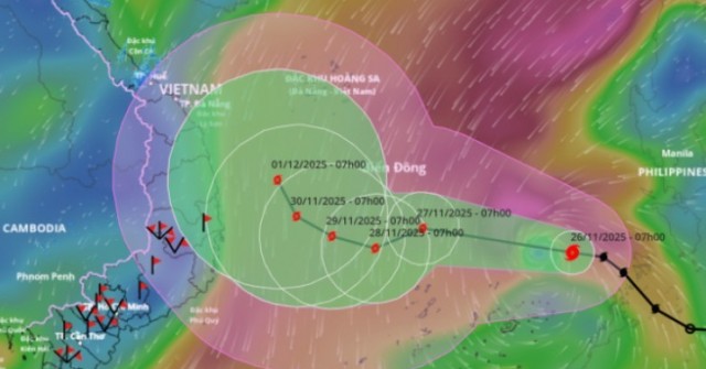 Bão số 15 diễn biến rất khó lường