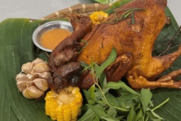 Đặc sản An Giang tên tưởng viết sai chính tả, khách thử một lần thích mê