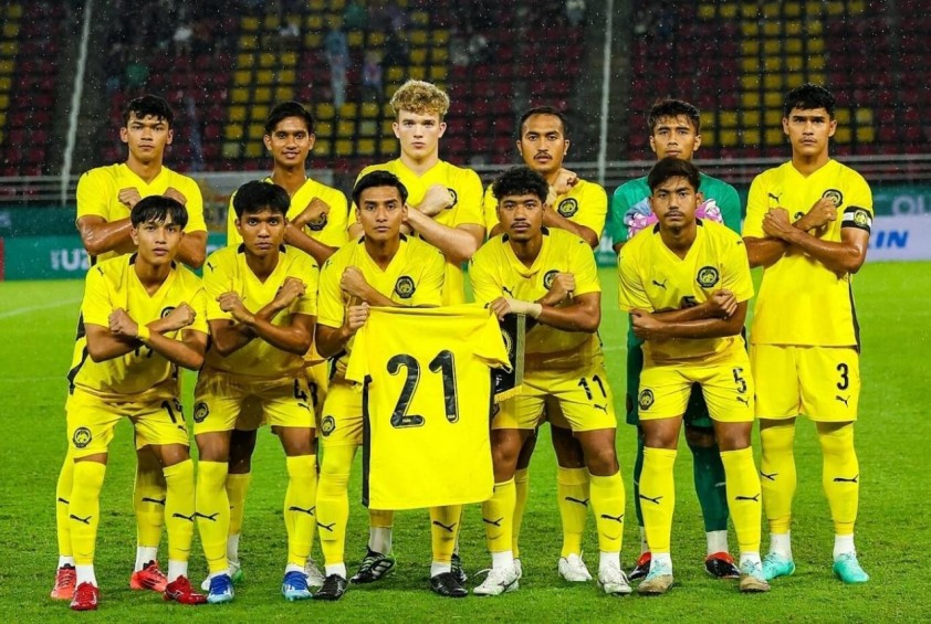 U22 Malaysia tỏ ra rất yếu khi gọi lên lực lượng có đa số là cầu thủ đá giải hạng dưới ở trong nước
