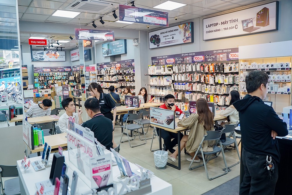 CellphoneS mở "sale rực trời" Black FireDay với ưu đãi đến 50%++ - 4