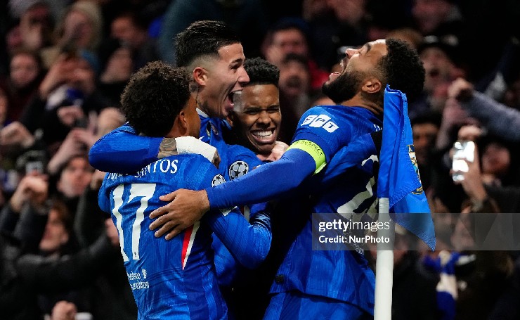 Real Madrid hối tiếc bỏ lỡ viên ngọc Brazil