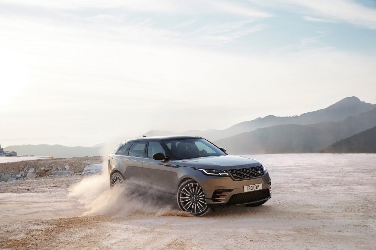 Range Rover Velar có 7 phiên bản với 3 tùy chọn động cơ