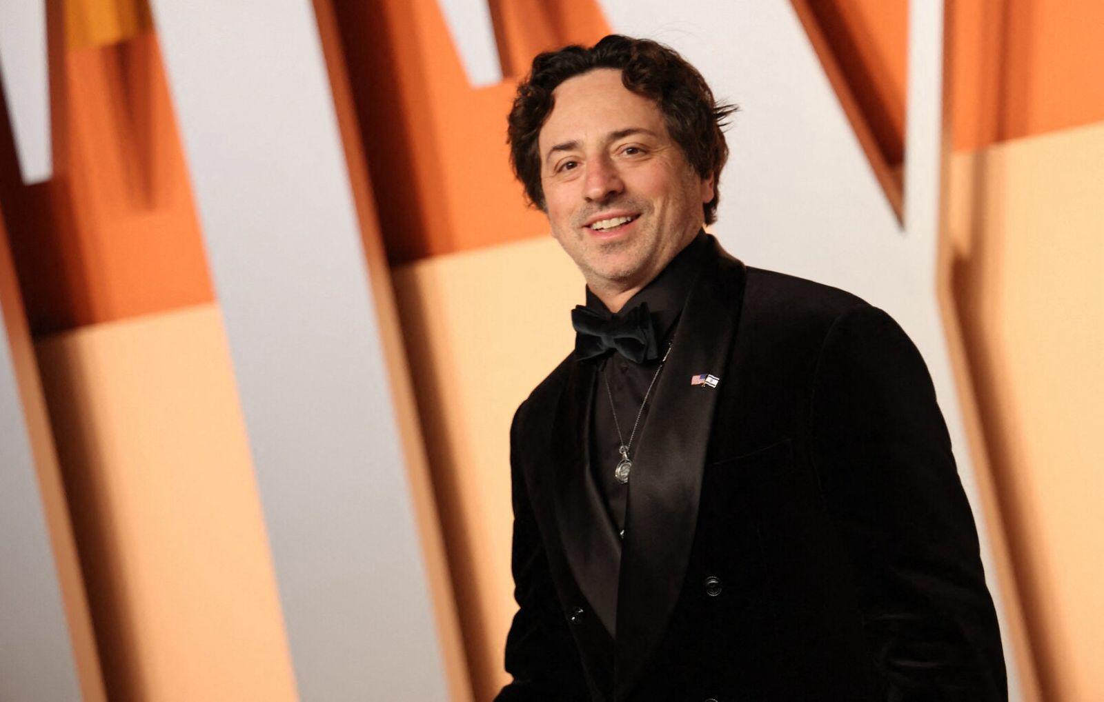 Sergey Brin có giá trị tài sản ròng ước tính là 245,3 tỷ đô la, xếp ông là người giàu thứ ba trên thế giới. 