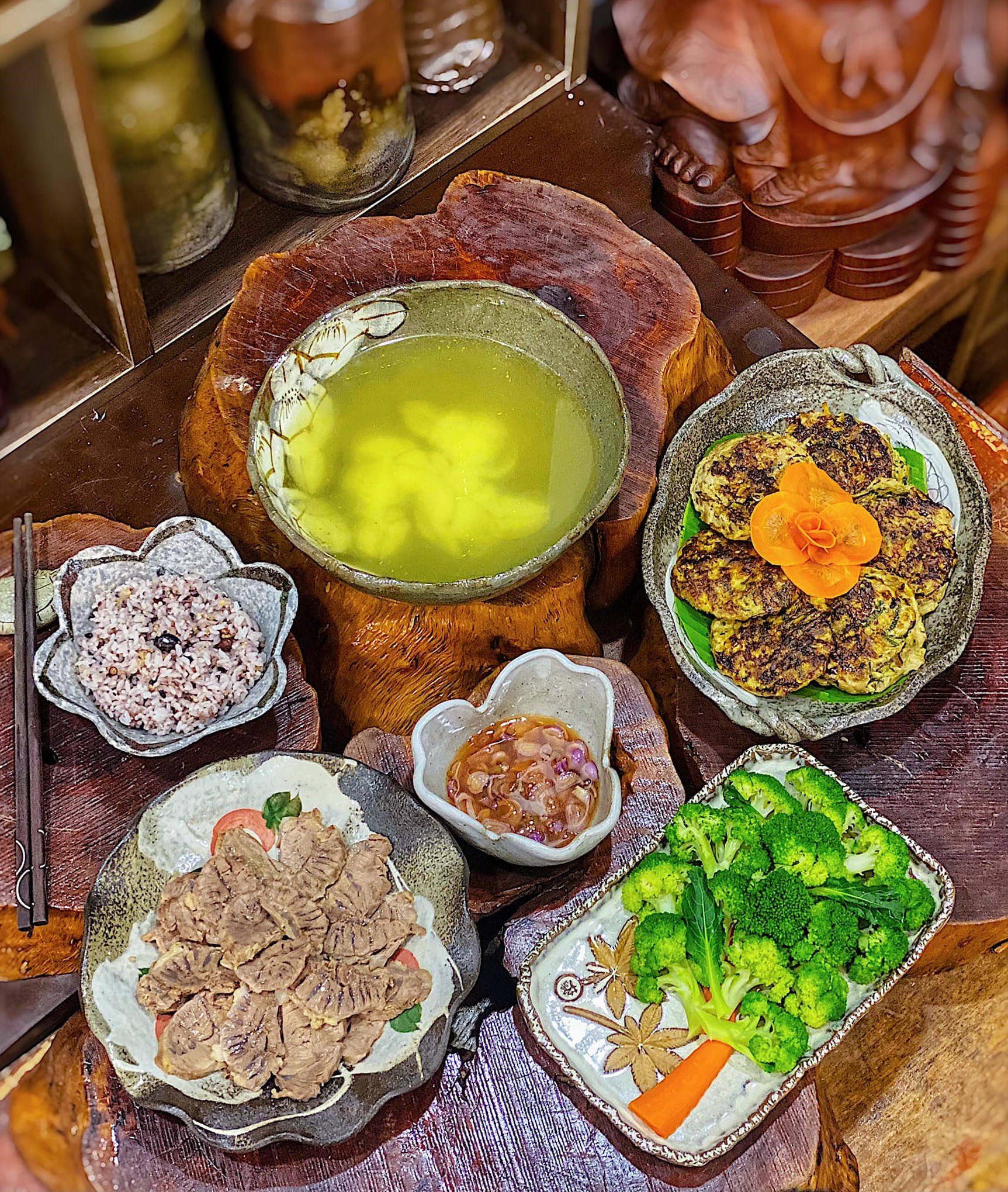 Chả rươi - Thịt luộc - Súp lơ luộc