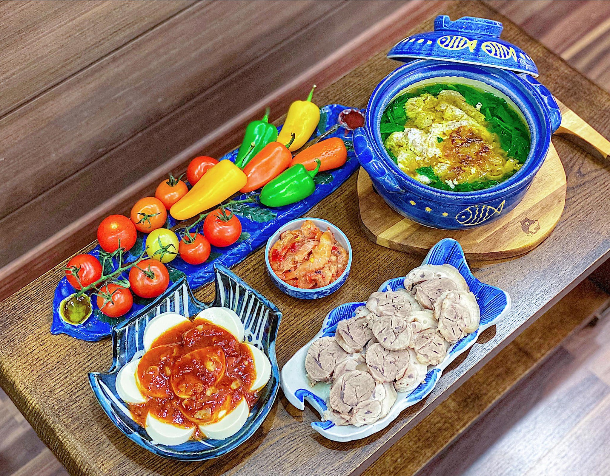 Canh cua - Thịt chân giò luộc - Đậu hũ sốt