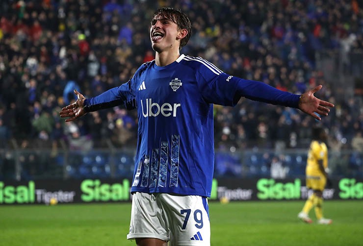 Tin mới nhất bóng đá sáng 26/11: Real Madrid muốn mua lại Nico Paz ngay tháng 1 - 1