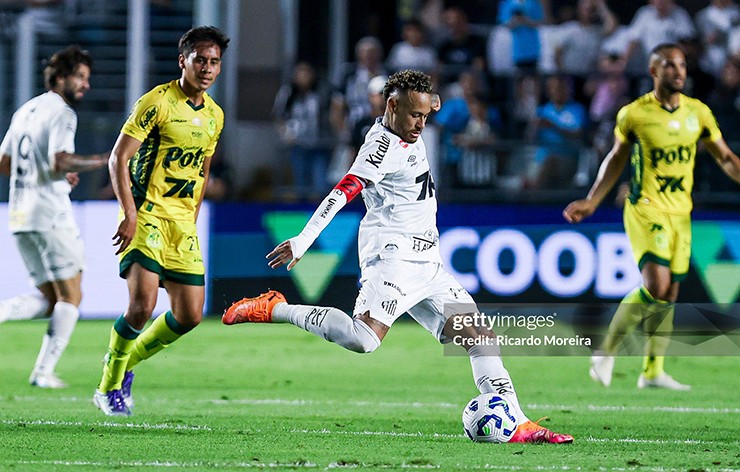 Màn tái hợp đầy trắc trở giữa Neymar và Santos