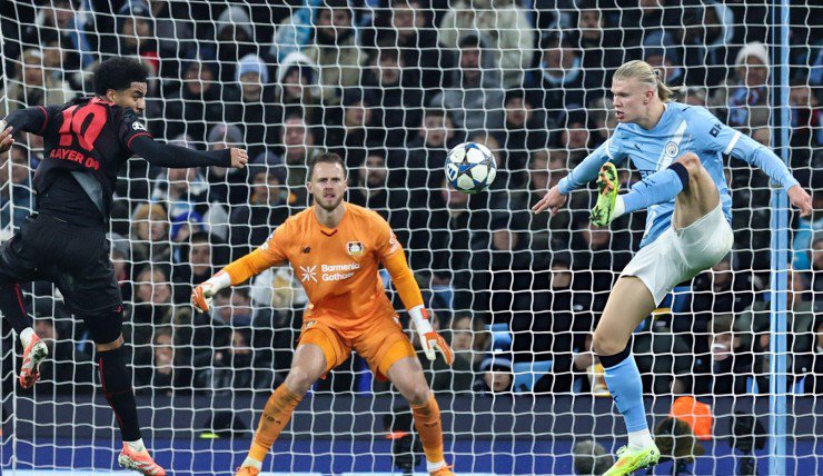 Haaland vào sân từ hiệp 2 nhưng không thể giúp Man City tránh khỏi thất bại